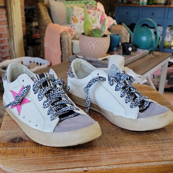 ShuShop Other - ShuShop Kids Sneakers with Pink Star and Leopard Laces